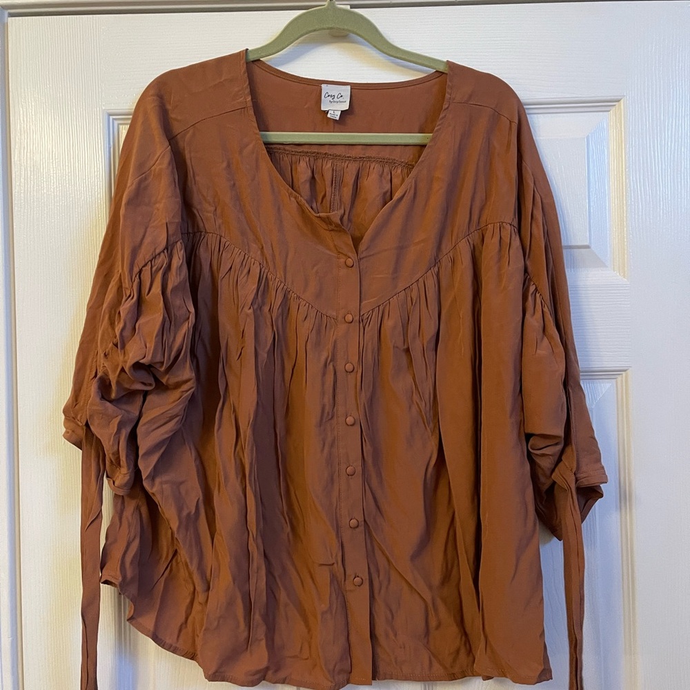Women's Rust Button-Up Top